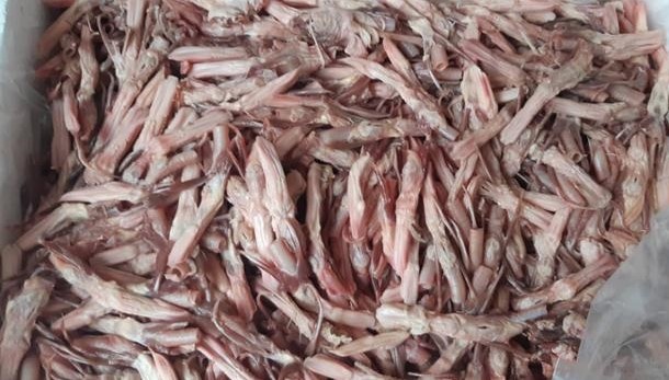 2 container luoi vit Trung Quoc lau trong san sieu thi MM Mega Market hinh anh