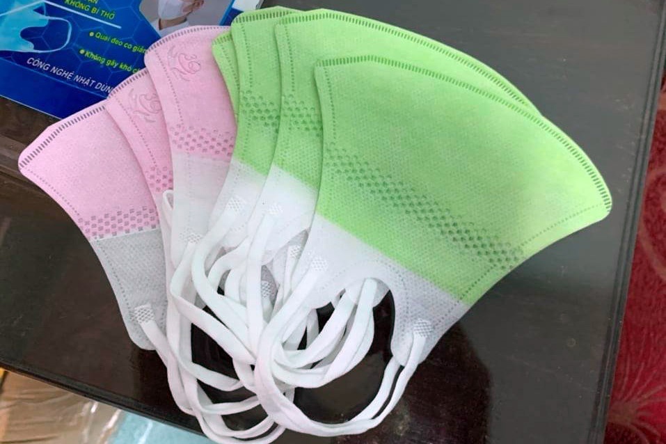 Tiep tuc co 95 quay thuoc ban khau trang gia ‘chat chem’ anh 1