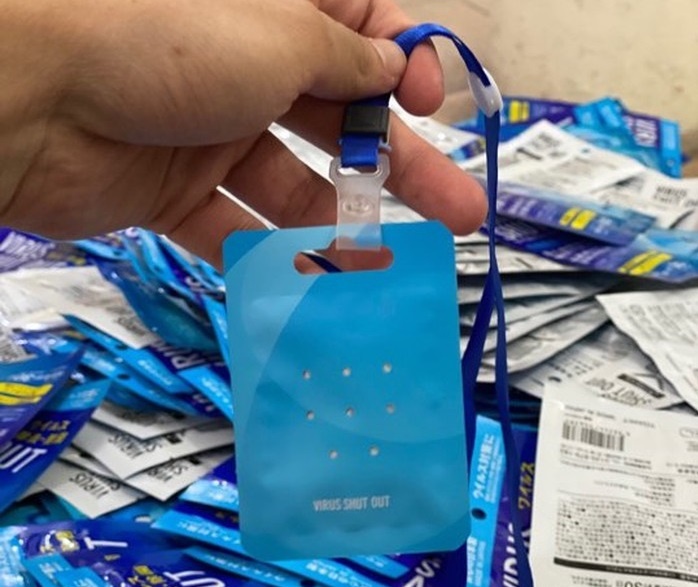 Tam giu 300 ‘the deo diet virus corona’ nhap lau hinh anh