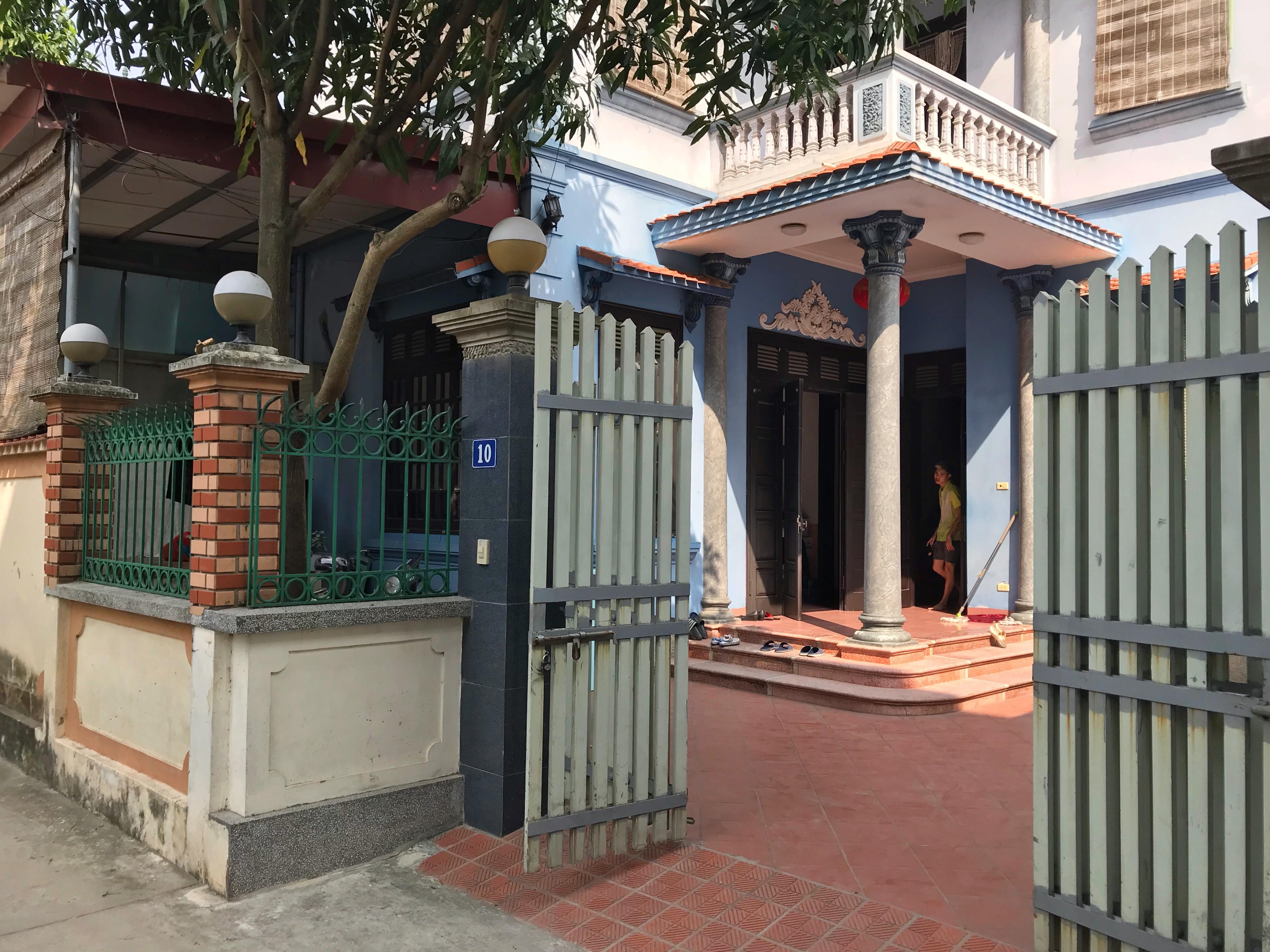 Co dong doanh nghiep co von dang ky 6,3 ty USD: 'Toi lam gi co tien' hinh anh