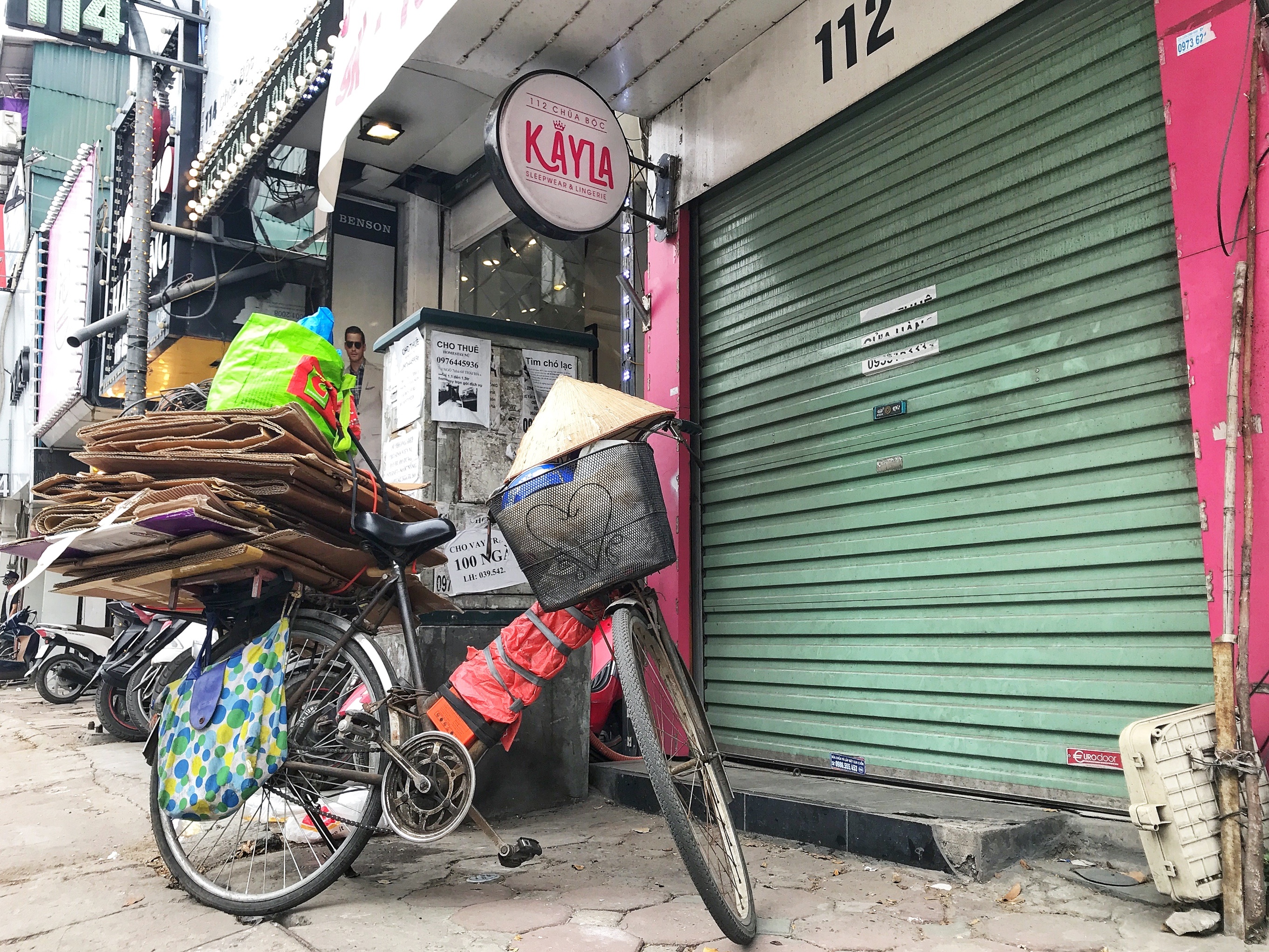 Den Chua Boc tu van lap wifi vi nhieu cua hang moi sang nhuong giua dich Covid-19 anh 2