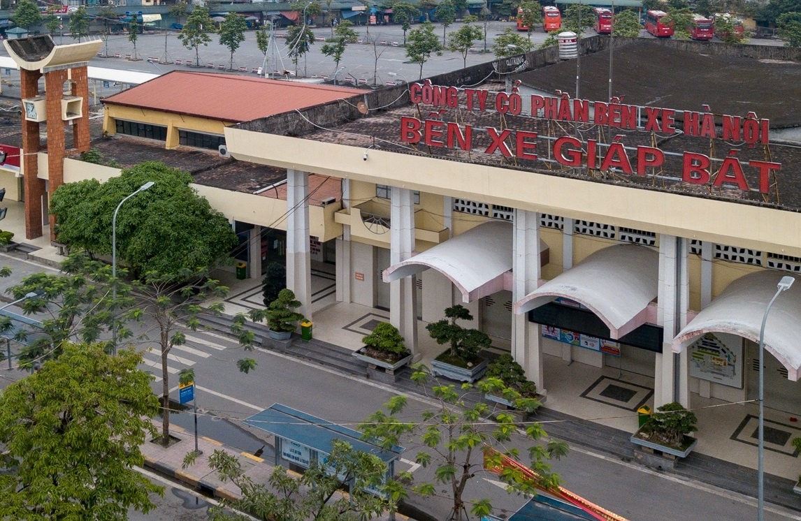 Aeon muon xay bai do xe ket hop trung tam thuong mai o ben xe Giap Bat hinh anh