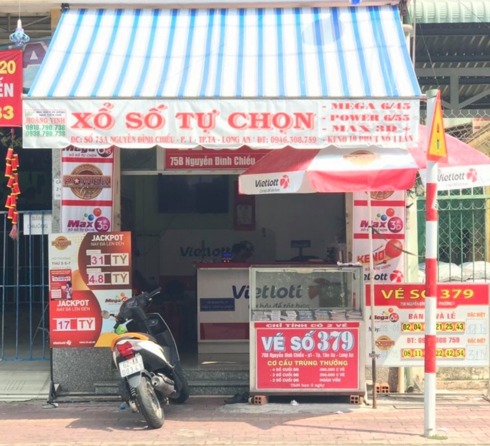 2 nguoi chia nhau giai Vietlott 91 ty anh 1