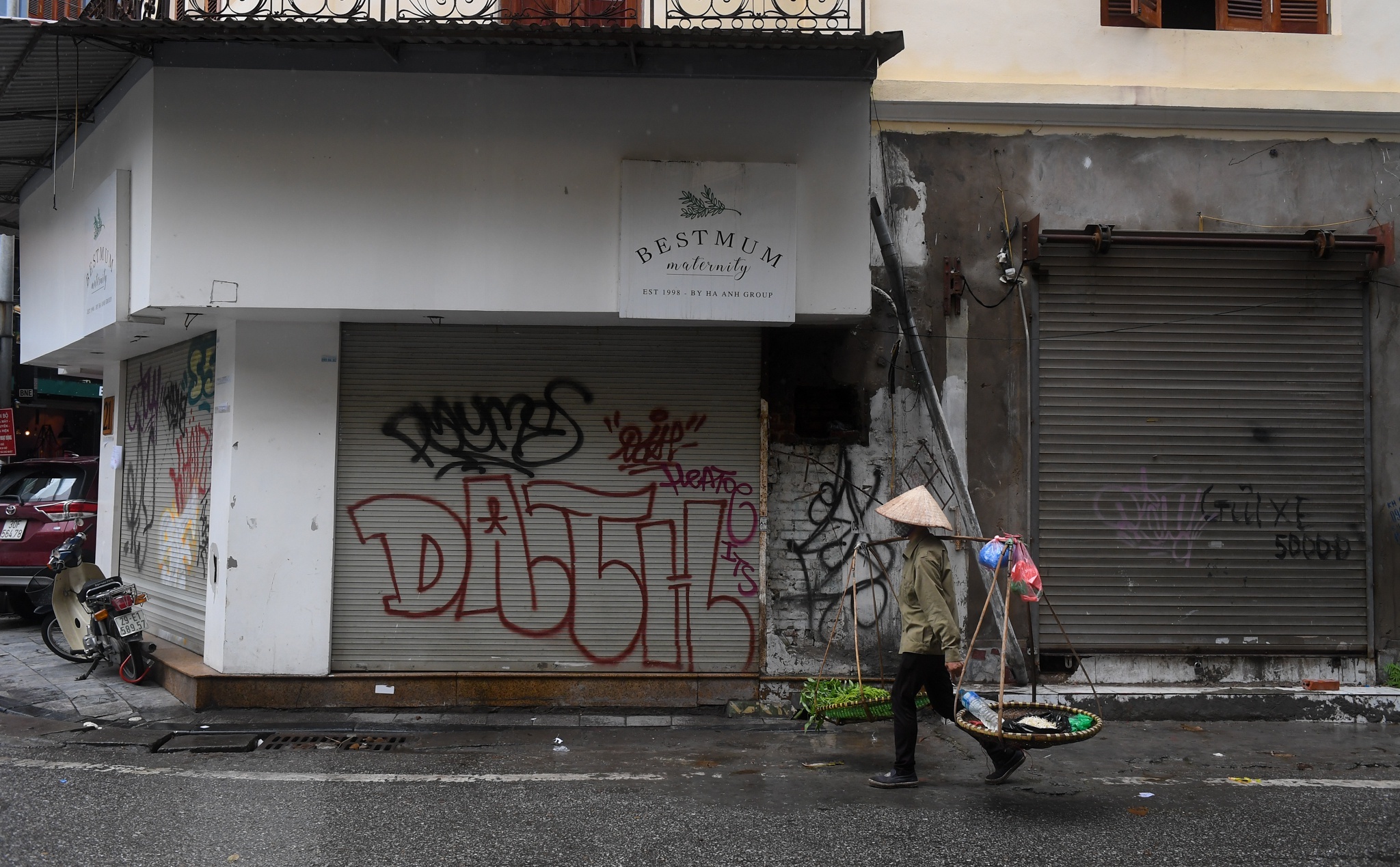 Chu nha pho co lan dau phai dam phan gia voi khach thue anh 3