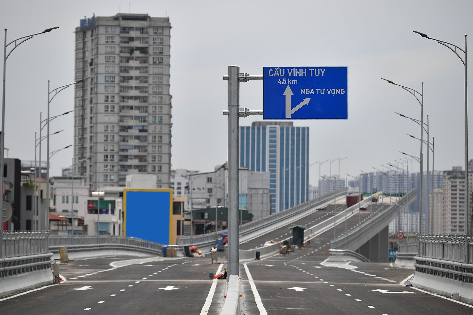 Siet quy dinh voi nha thau xay dung du an giao thong anh 1