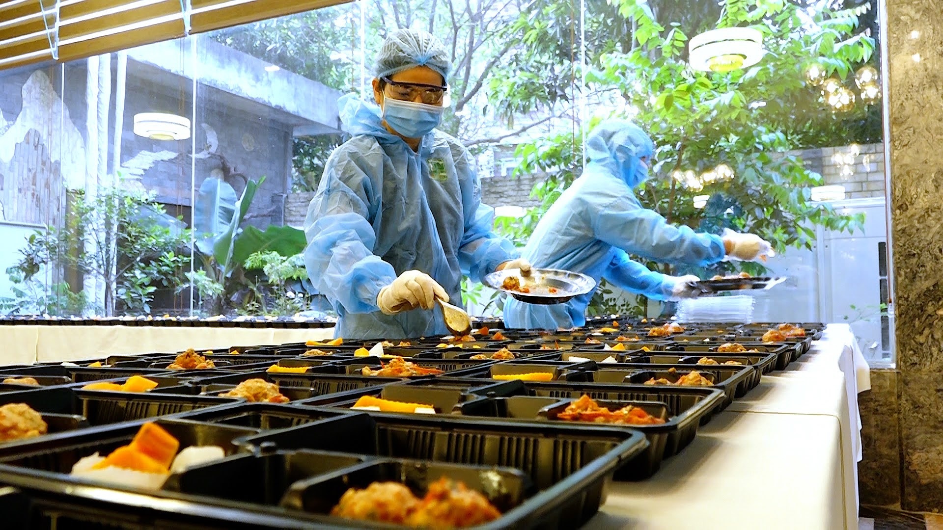 Chi phi cach ly 14 ngay tai khach san anh 2