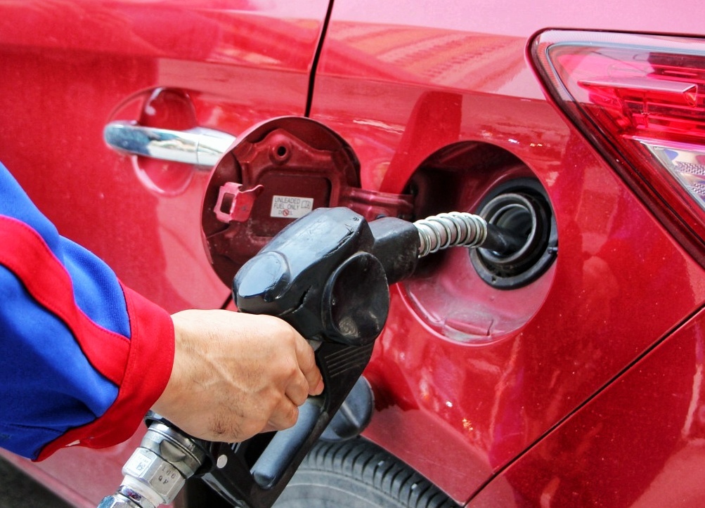 PV Oil lai dam nho gia xang dau tang manh hinh anh