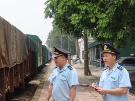 Cuong che 2 doanh nghiep chay i dong thue hon 38 ty dong hinh anh