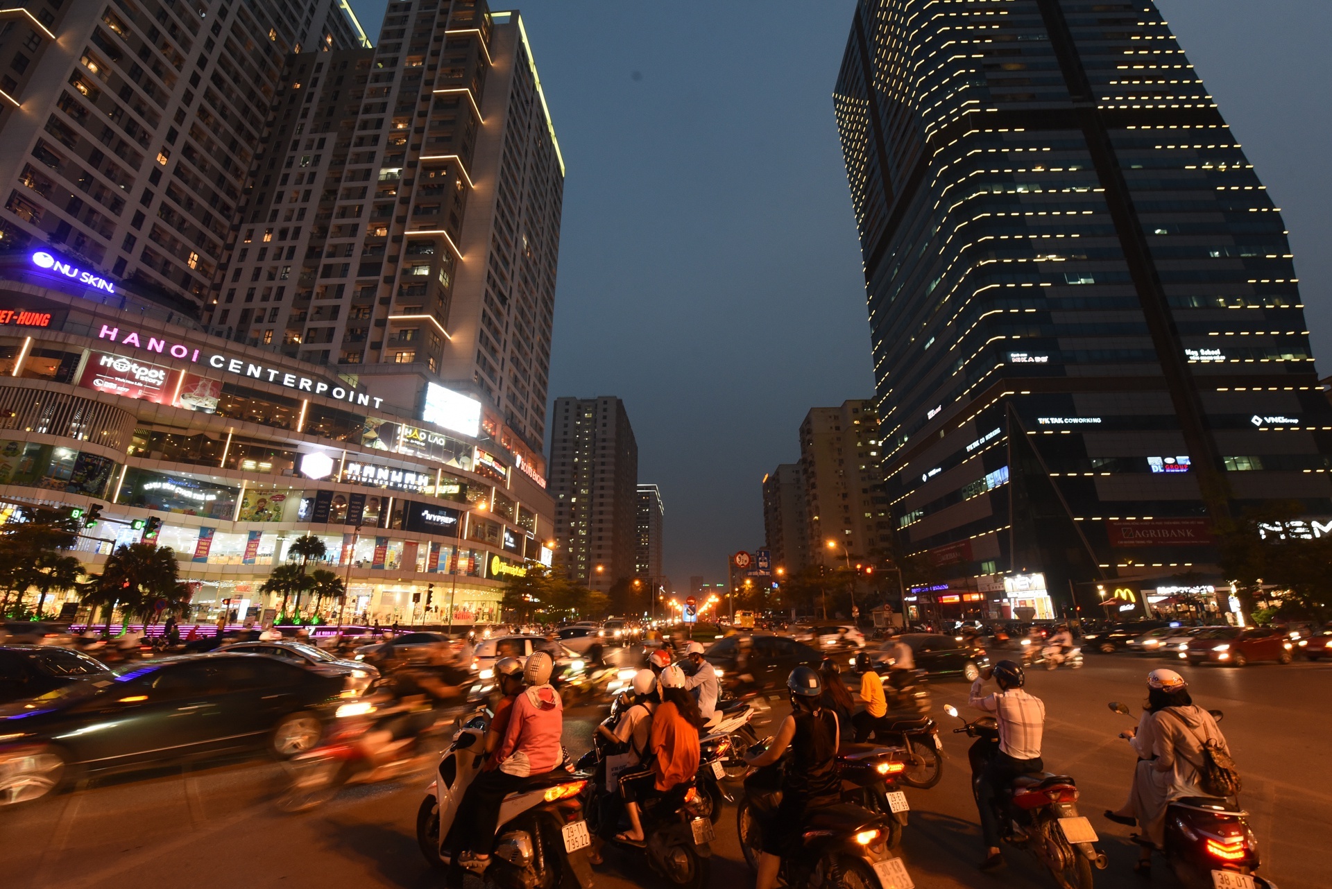 Van phong hang A Ha Noi thu hut nha dau tu ngoai anh 1