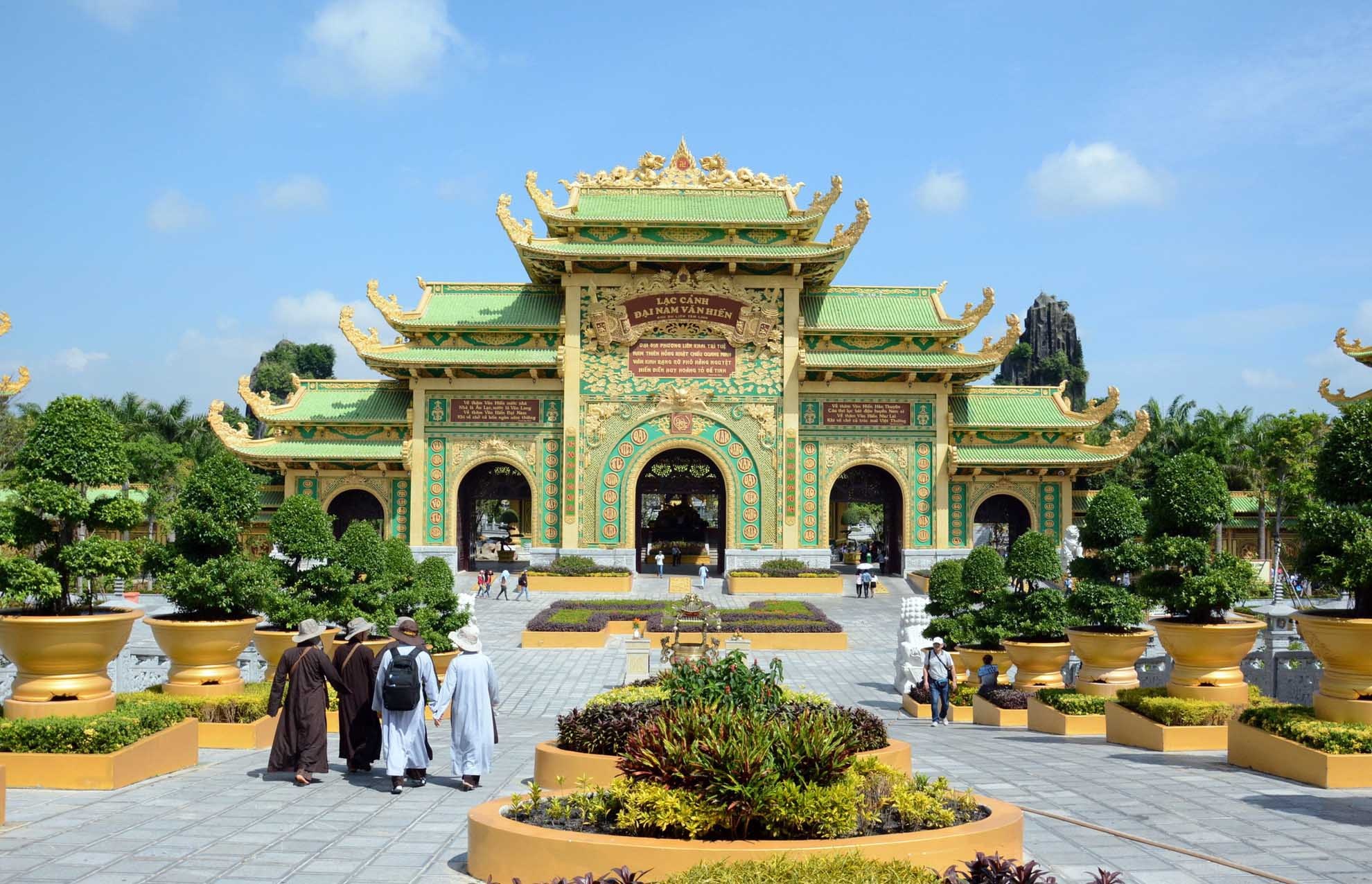 Cong ty Dai Nam nop hon 1.000 ty tien thue dat hinh anh