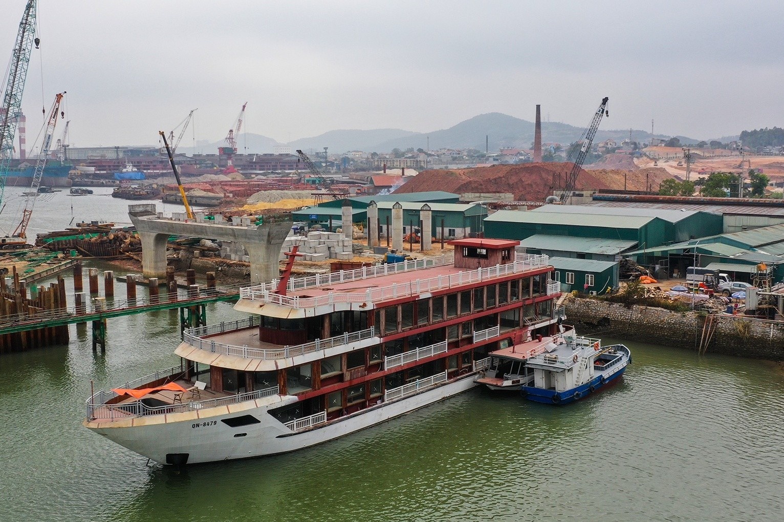 Chu tich Quang Ninh ly giai vi sao lien tuc dan dau chi so PCI hinh anh