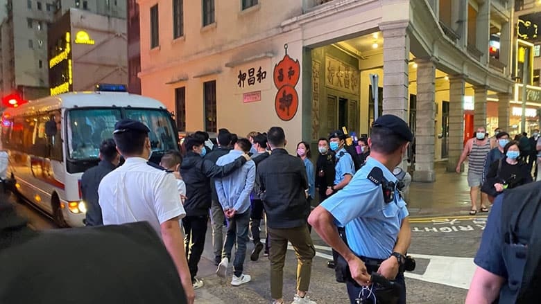 Tai Hong Kong, nha dau tu thue xa hoi den giai quyet mau thuan hinh anh