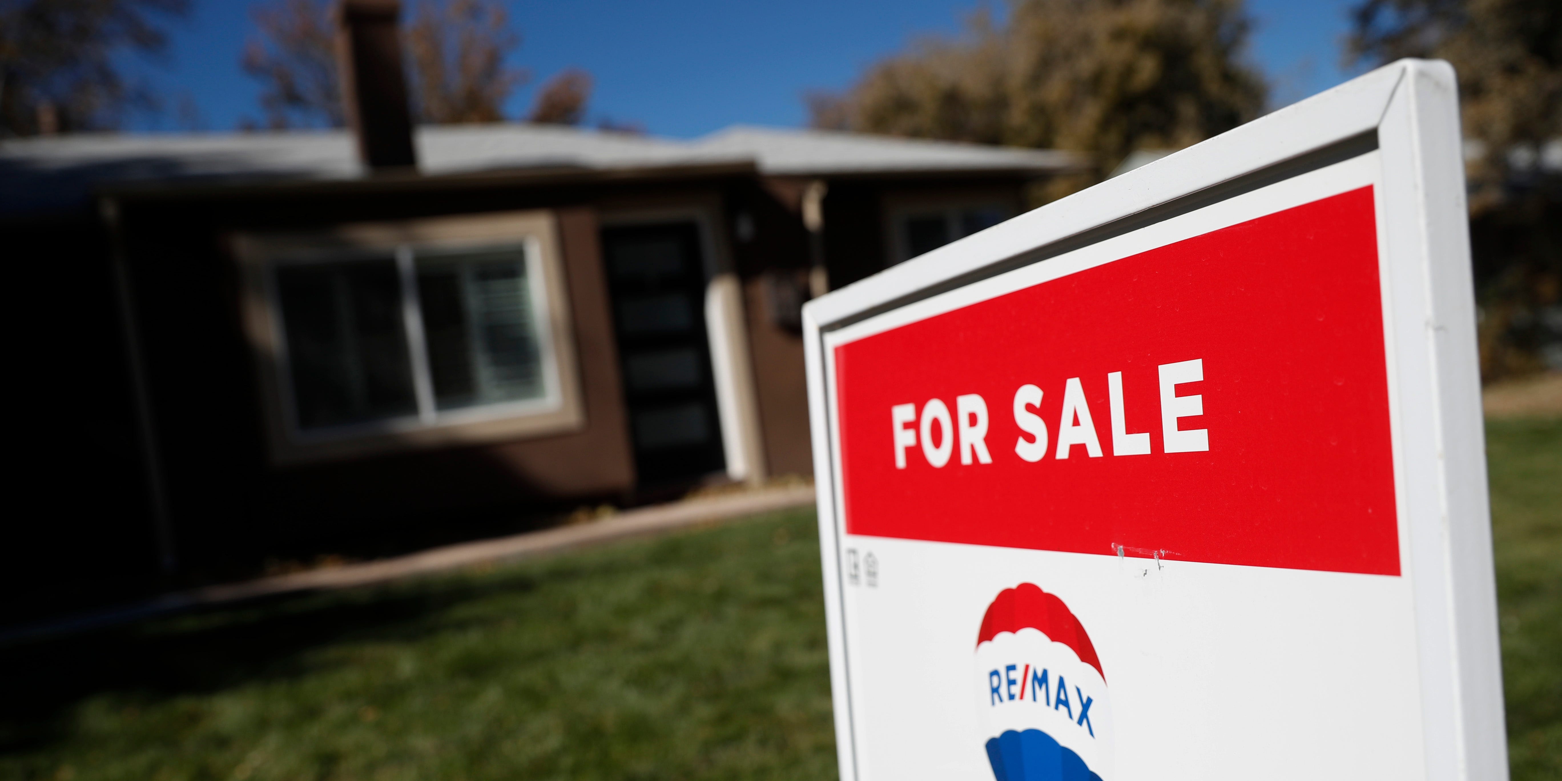 gia nha toan cau tang vot anh 1