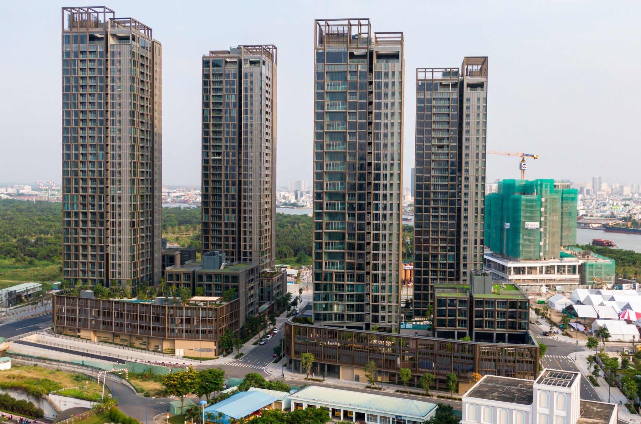 Doanh nghiep mat 166 ngay de xong thu tuc dau tu xay mot cong trinh hinh anh