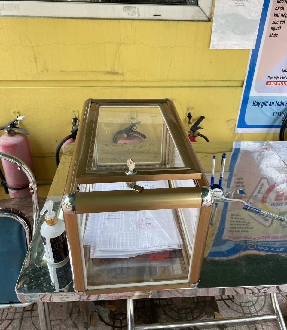 Chu doanh nghiep o Ha Noi lung tung voi giay di duong moi anh 2