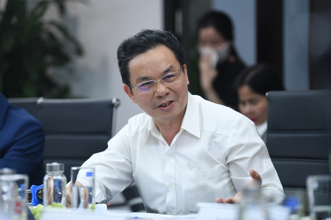 Lam sao de phat huy toi da vai tro cua doanh nhan,  doanh nghiep? anh 1