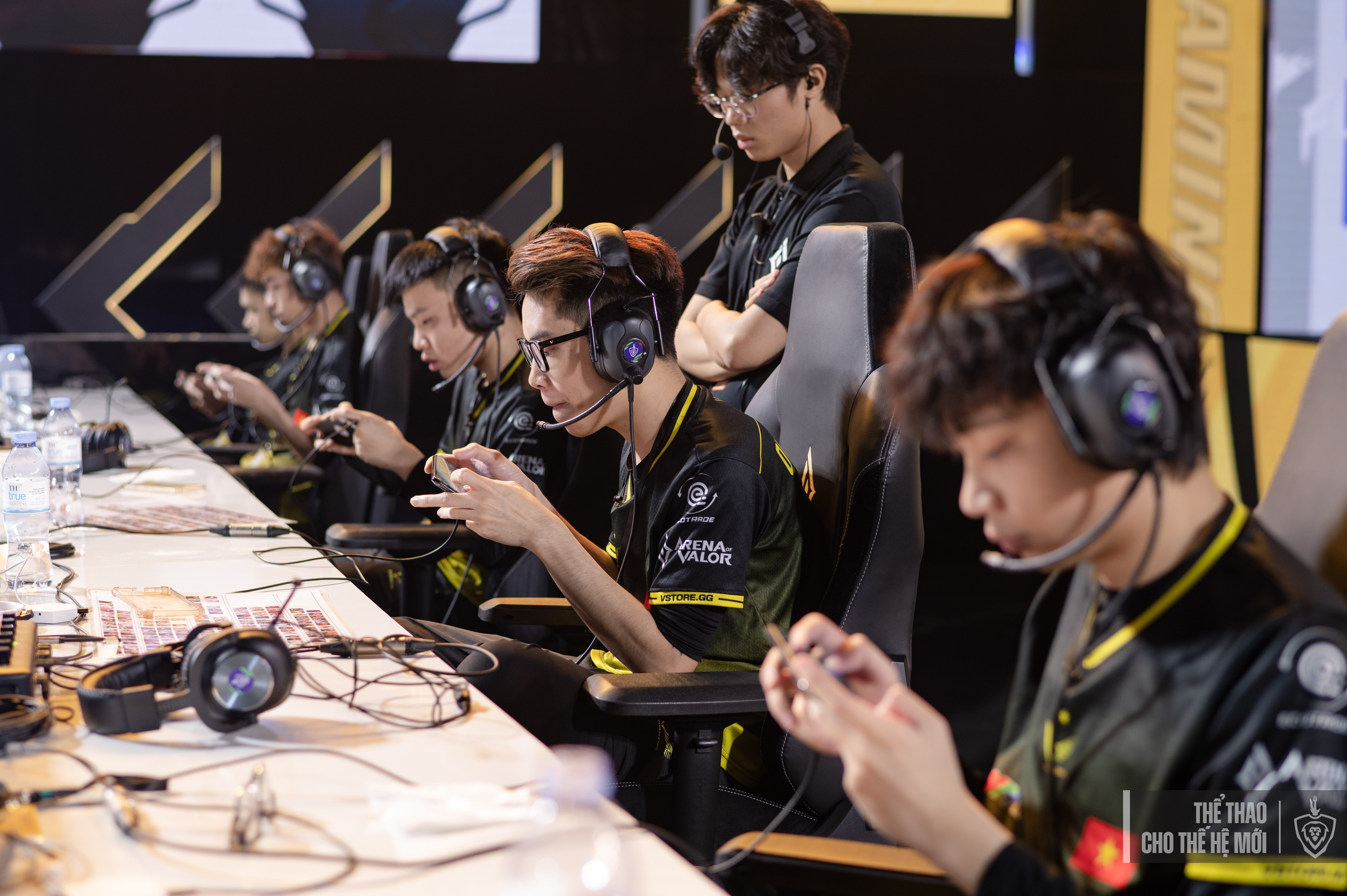 Dau truong danh vong anh 3