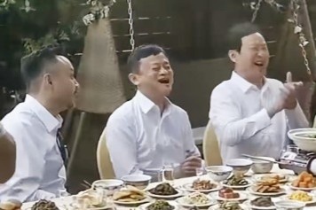 Hinh anh Jack Ma duoc tim kiem sau tuyen bo 'van song va hanh phuc' hinh anh