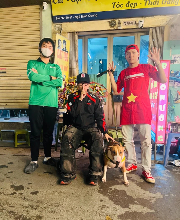 Quan pho anh Hai anh 1