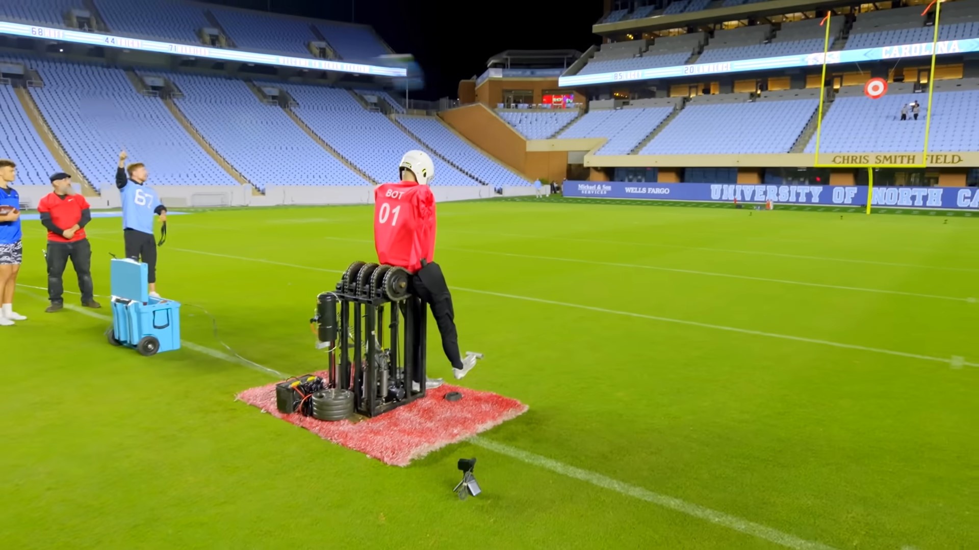 Con nguoi doi dau robot anh 3