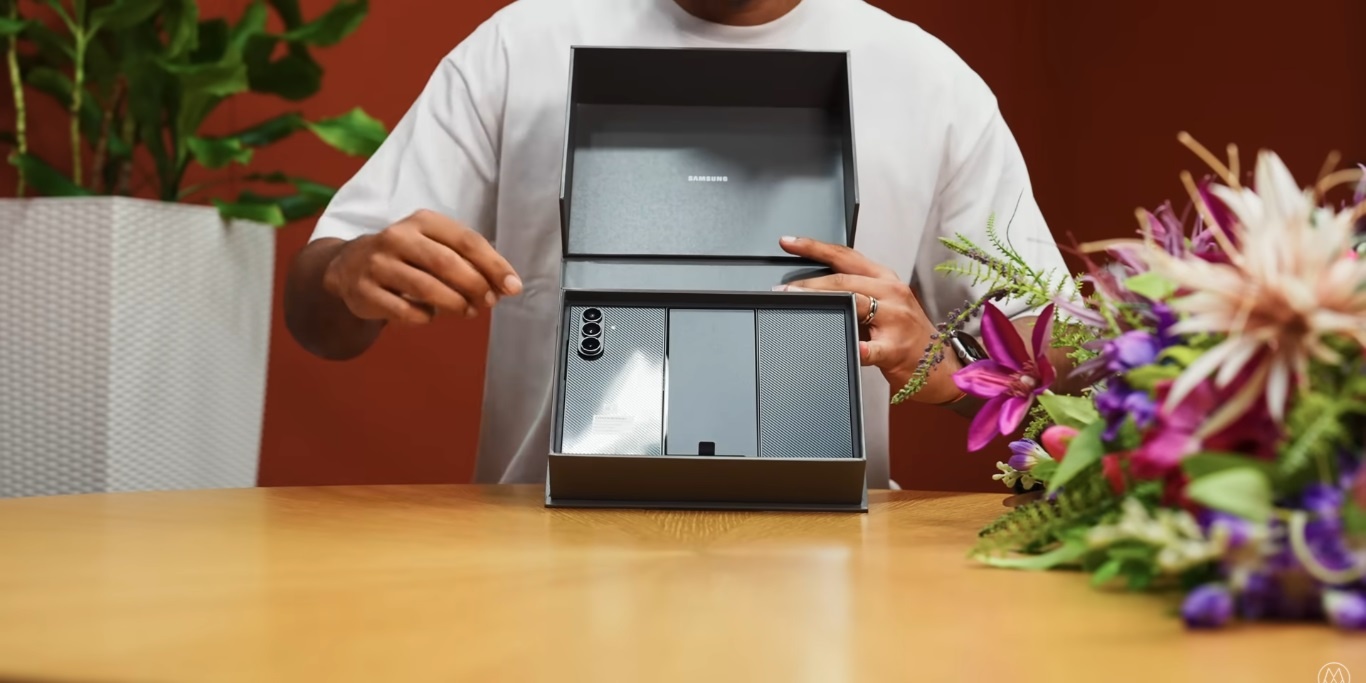 Galaxy Z TriFold anh 1