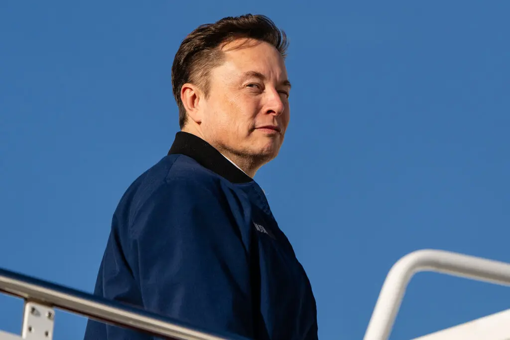 'Ke hoach Mat Trang' cua Elon Musk hinh anh