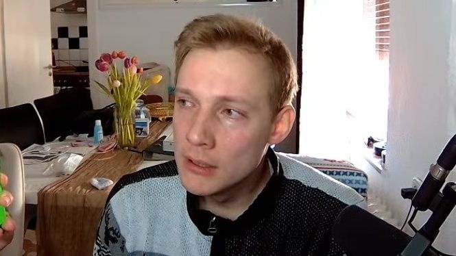 Nha phat trien game bat khoc sau 4 nam trang tay. hinh anh