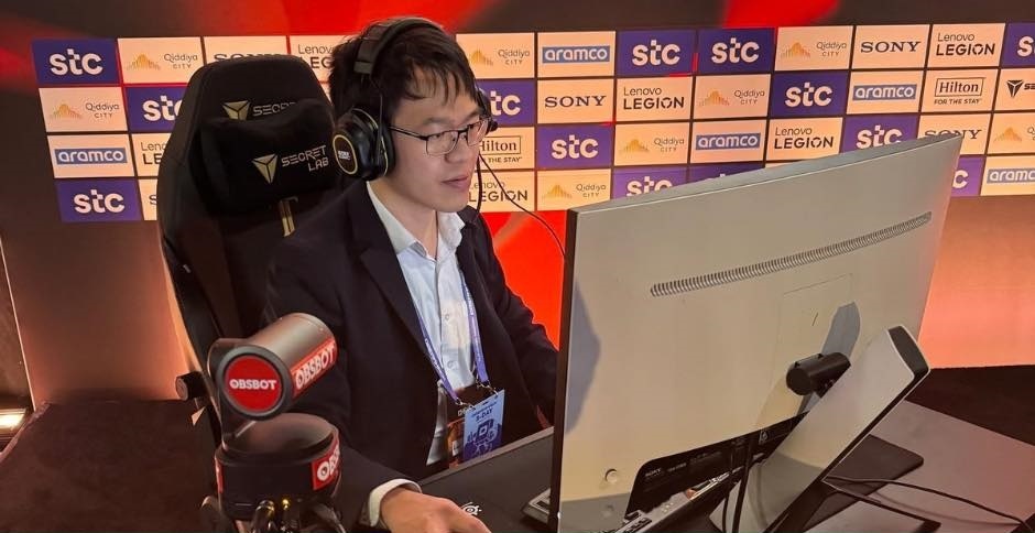 Le Quang Liem gianh ve Esports World Cup hinh anh