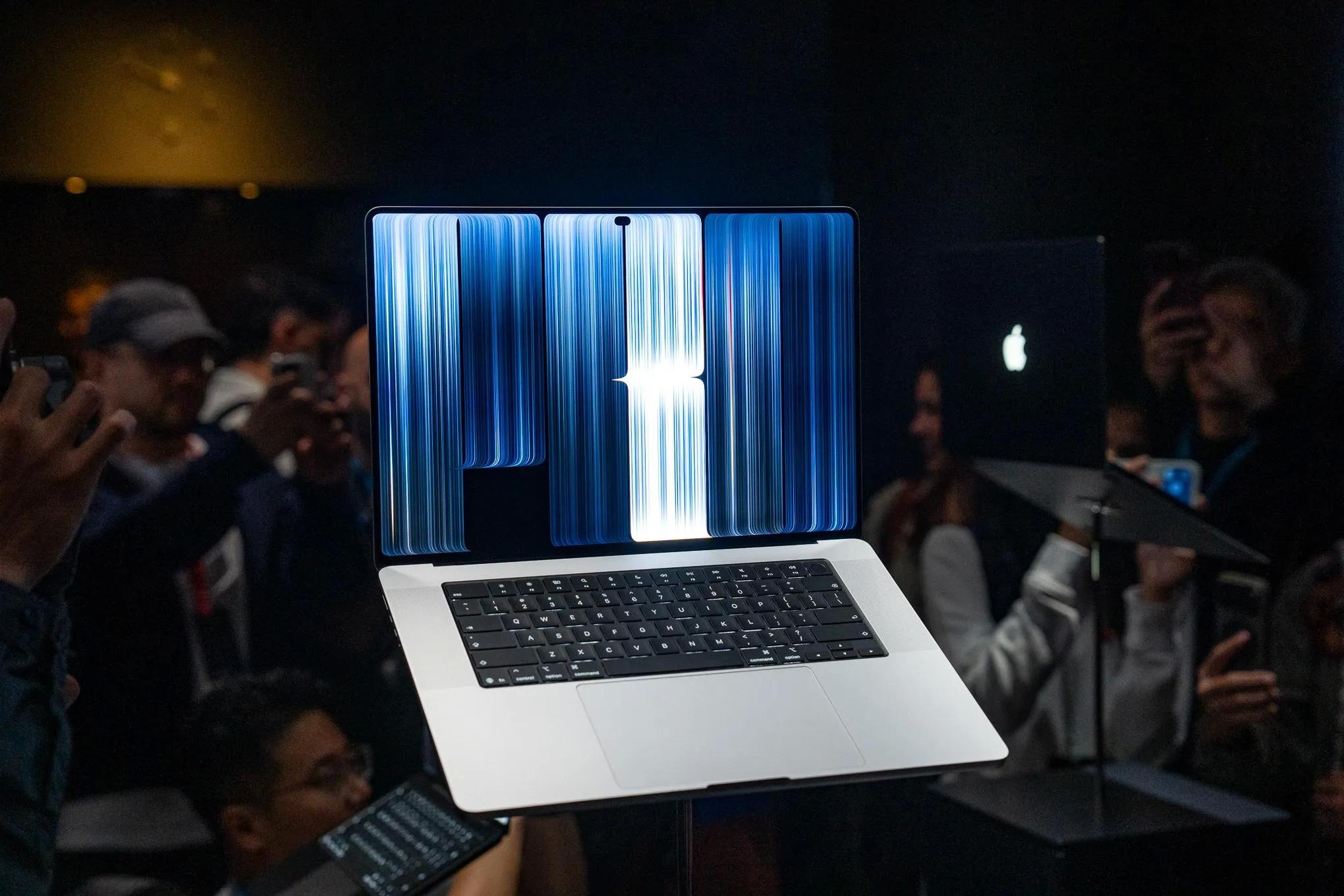 MacBook ảnh 2