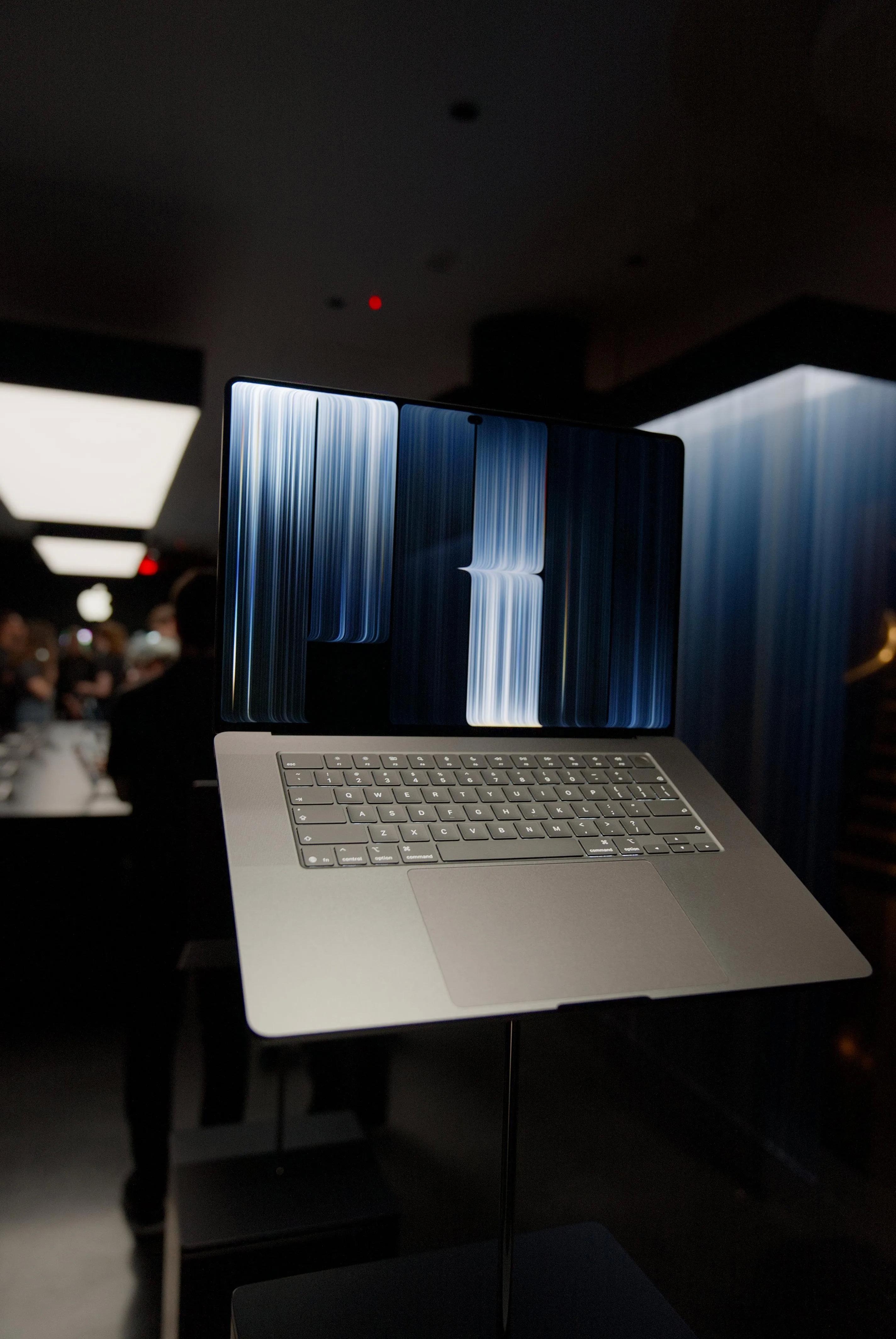 MacBook ảnh 10