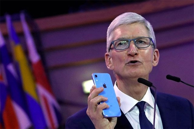 Tim Cook khang dinh iPhone SE hut fan Android hinh anh
