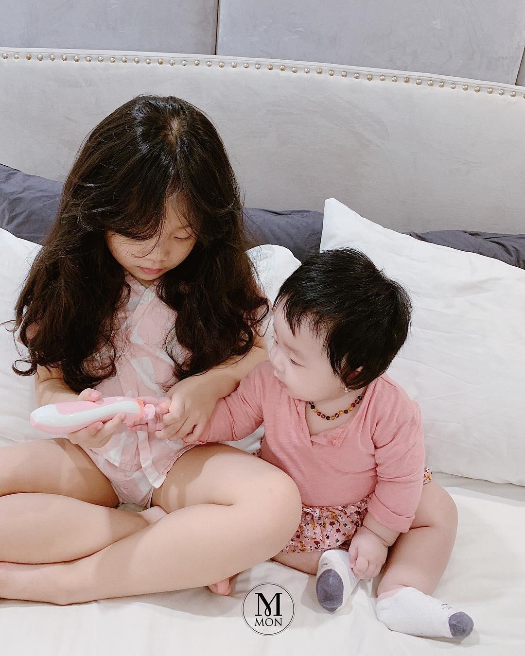 hot mom Ngoc Mon va 2 con nhu Fashionista anh 4