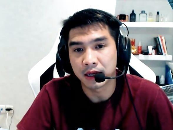 Pewpew tuyen bo se stream tro lai va mong muon lam travel blogger hinh anh