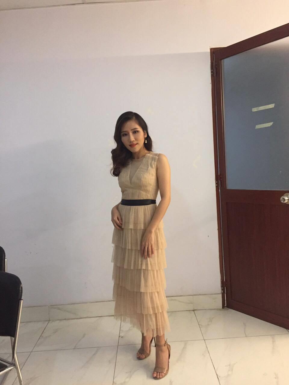 hành trình lột xác của cô gái từng bị dè bỉu vì ngoại hình ảnh 3 hanh trinh lot xac cua co gai tung bi de biu vi ngoai hinh anh 3