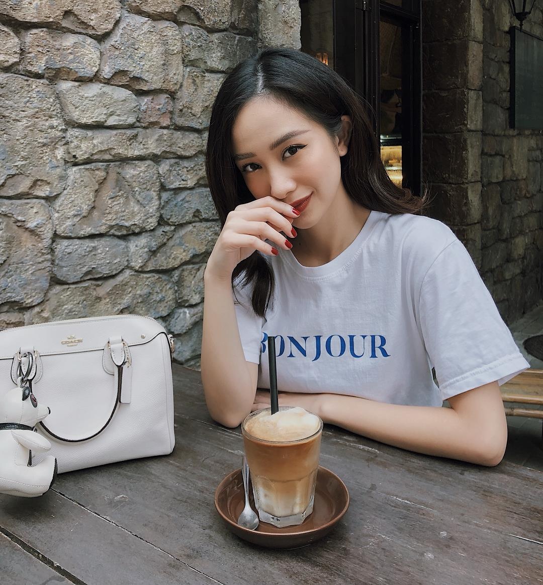 Cuoc song cua cac co gai tra sua anh 10