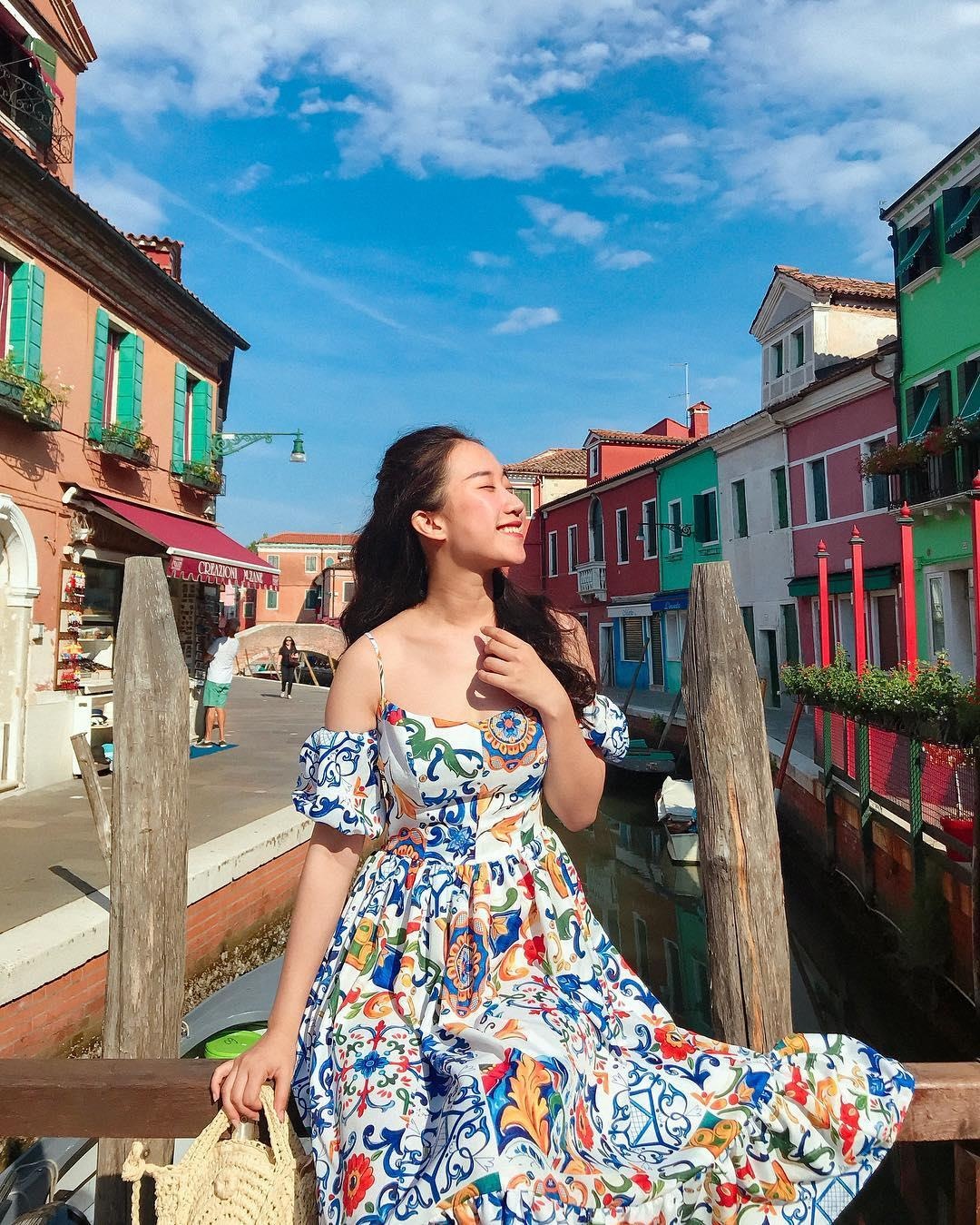 co gai da di 25 nuoc tren the gioi anh 2