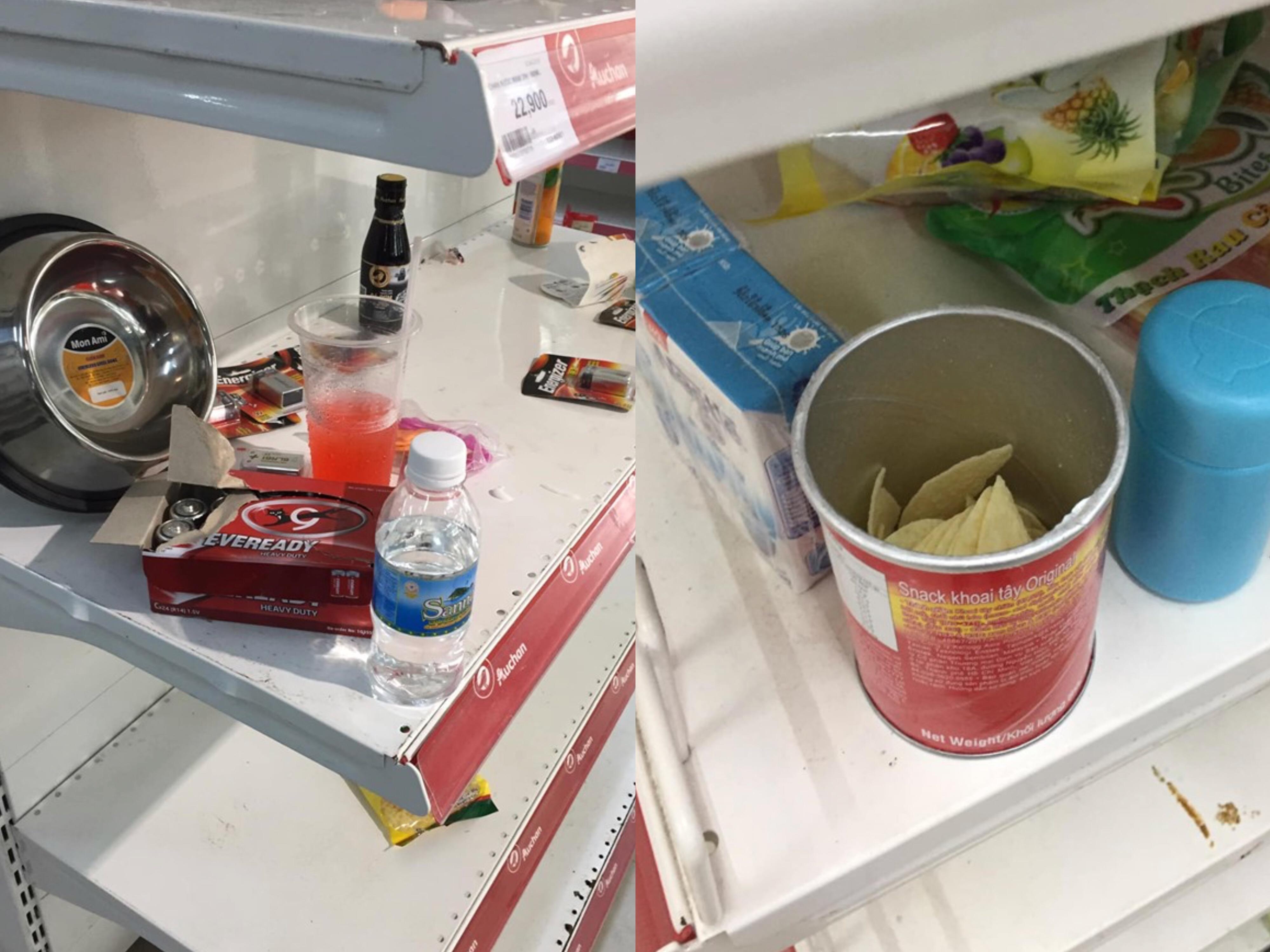 Hang hoa mo hop, vut bua bai ngay sieu thi Auchan thong bao giam gia hinh anh