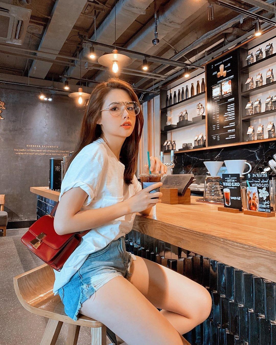 nhan sac bo ba hot girl sinh nam 1990 anh 8