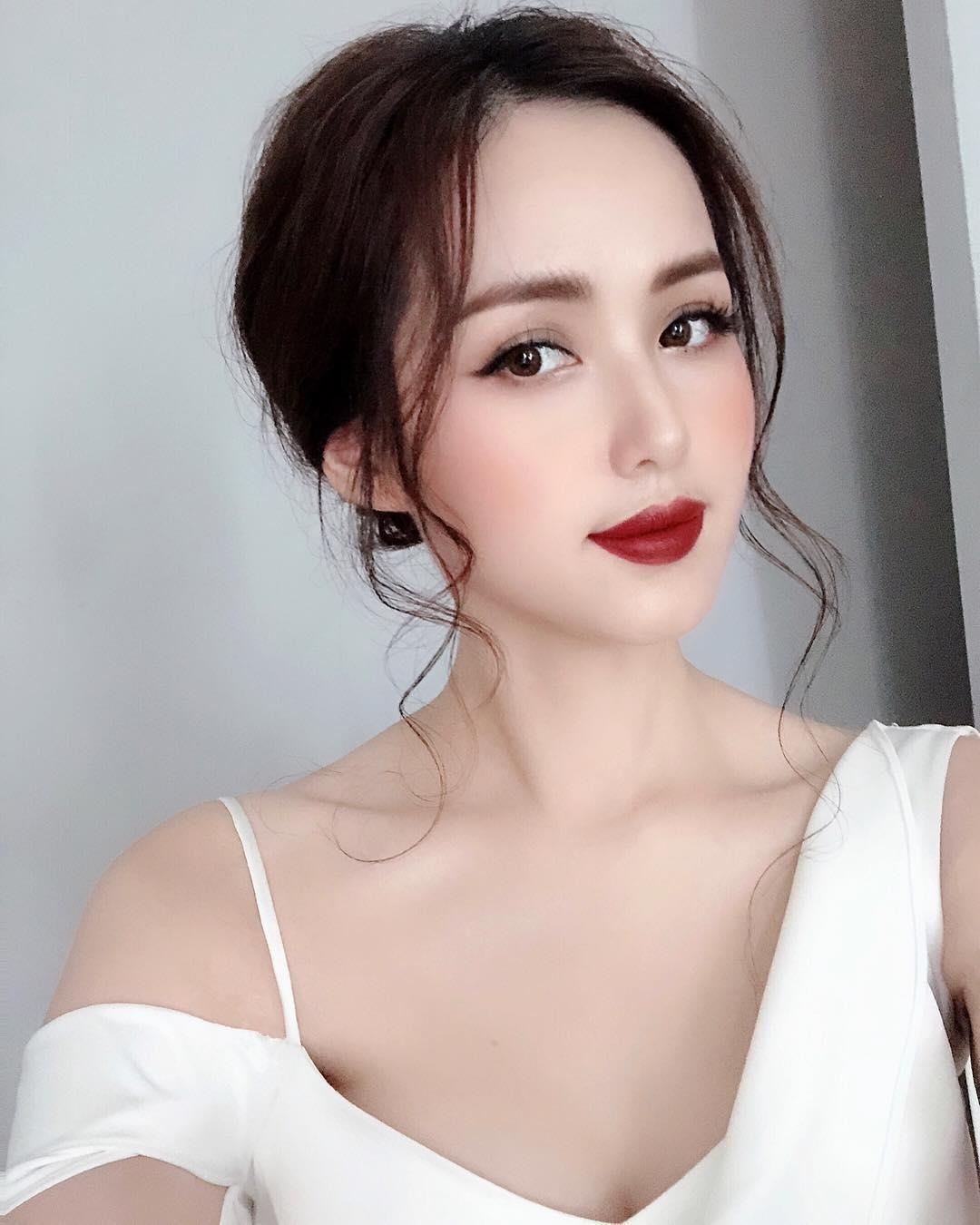 hot girl la me 2 con anh 2