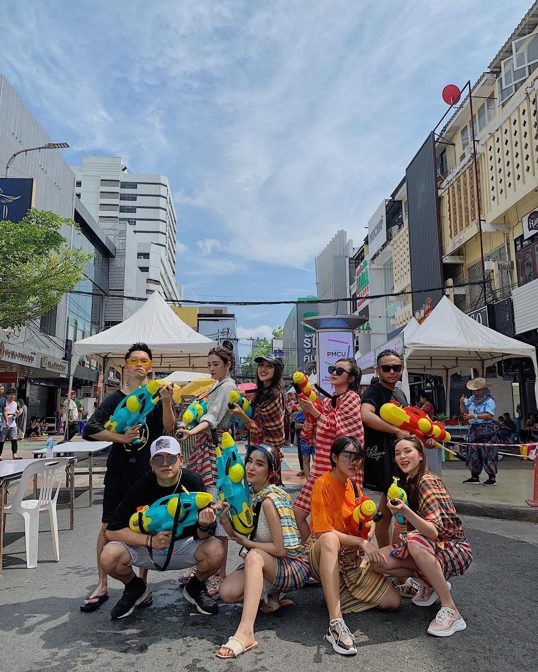 mau anh lai giua Chau Bui va Ha Vi anh 11