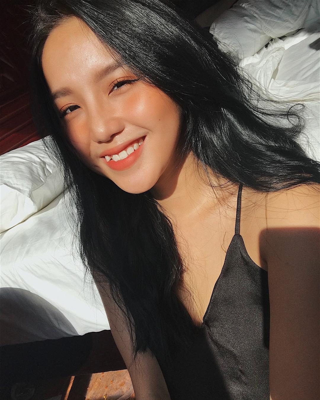 hot girl co rang khenh anh 6