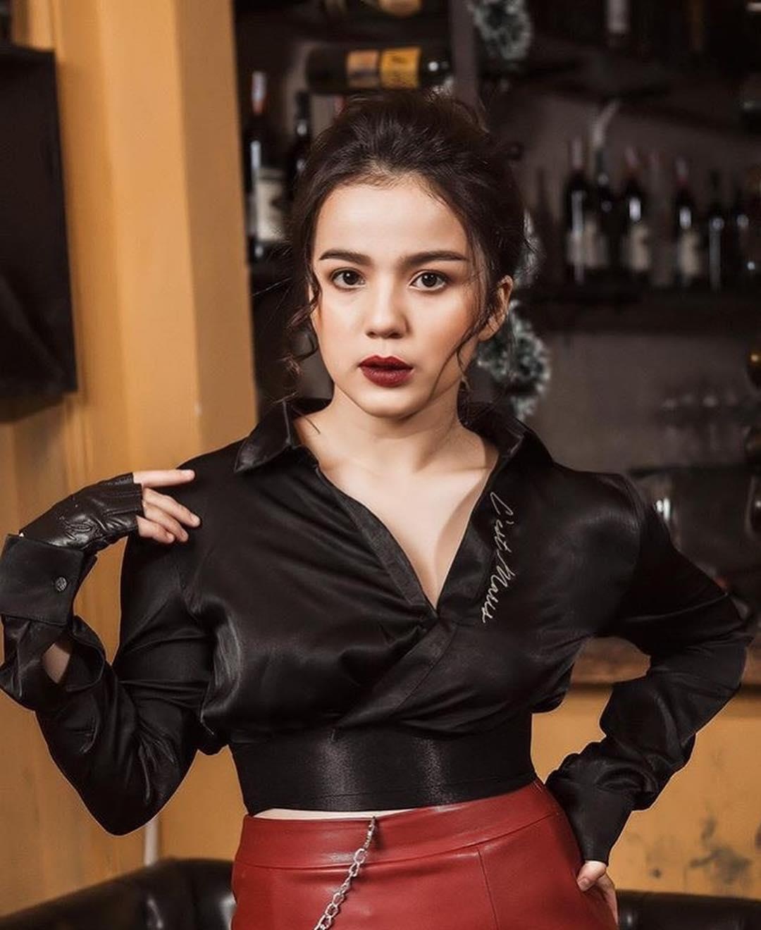 nu sinh lai Nga xinh dep anh 11