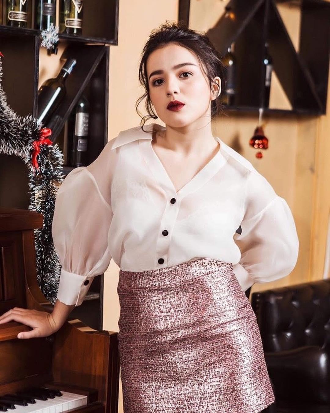 nu sinh lai Nga xinh dep anh 10