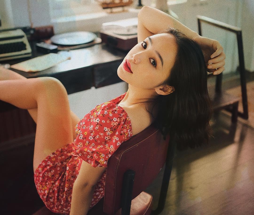 hot girl San khau dien anh anh 12