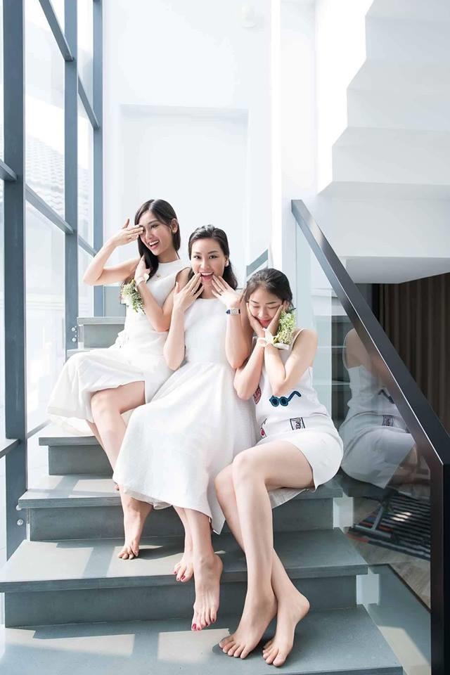 nha co 3 chi em gai anh 8