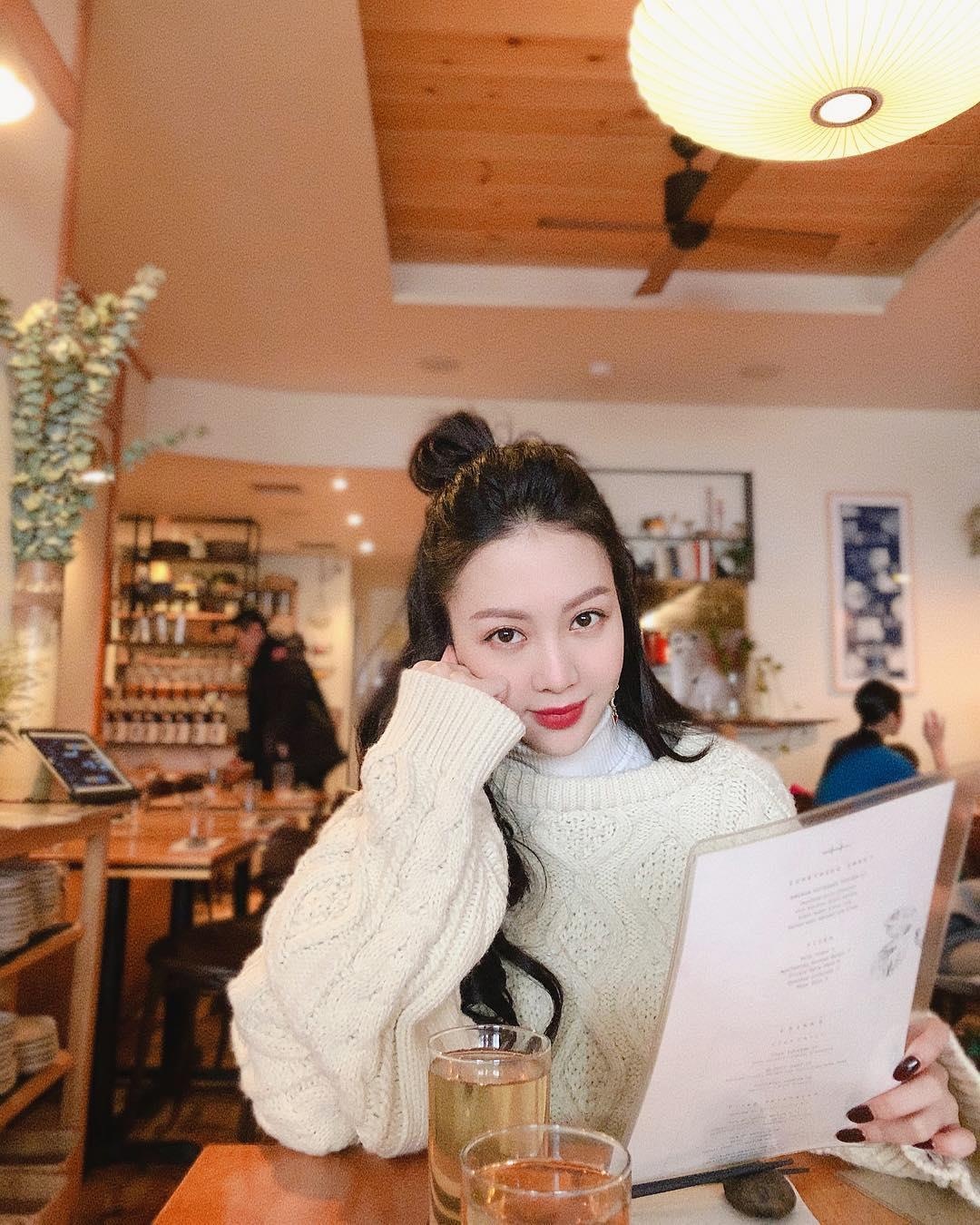 con gai de toc den dai anh 11