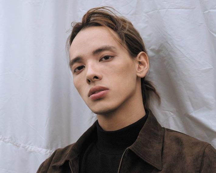 nam chinh MV cua Suni Ha Linh anh 2