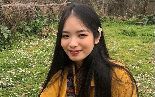 Con gai ca si Duy Manh: 'Minh rat ngai noi ve ban than' hinh anh