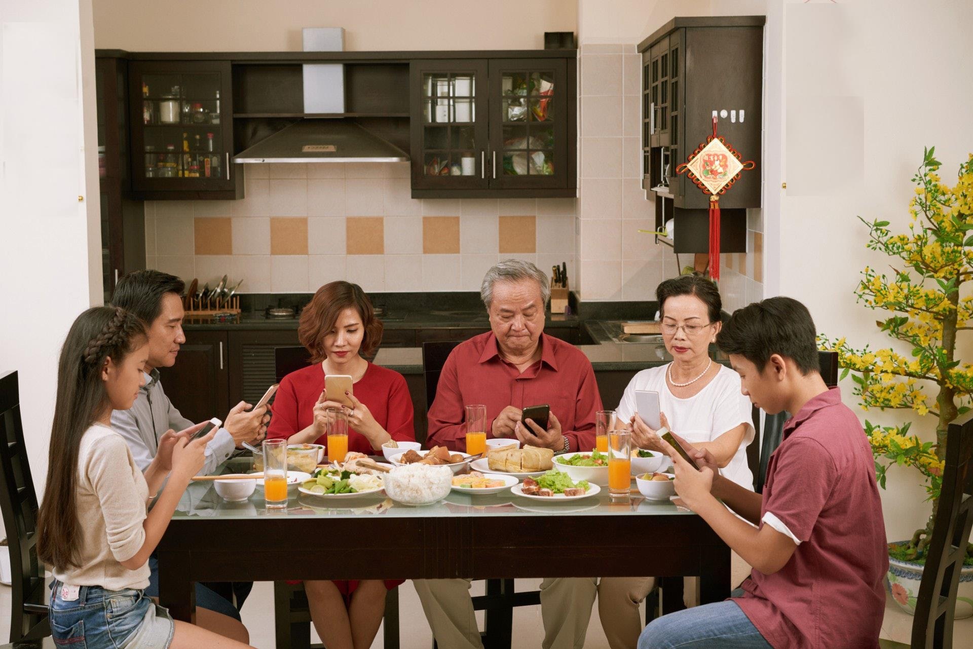 Cong nghe thay doi bua com nha anh 2