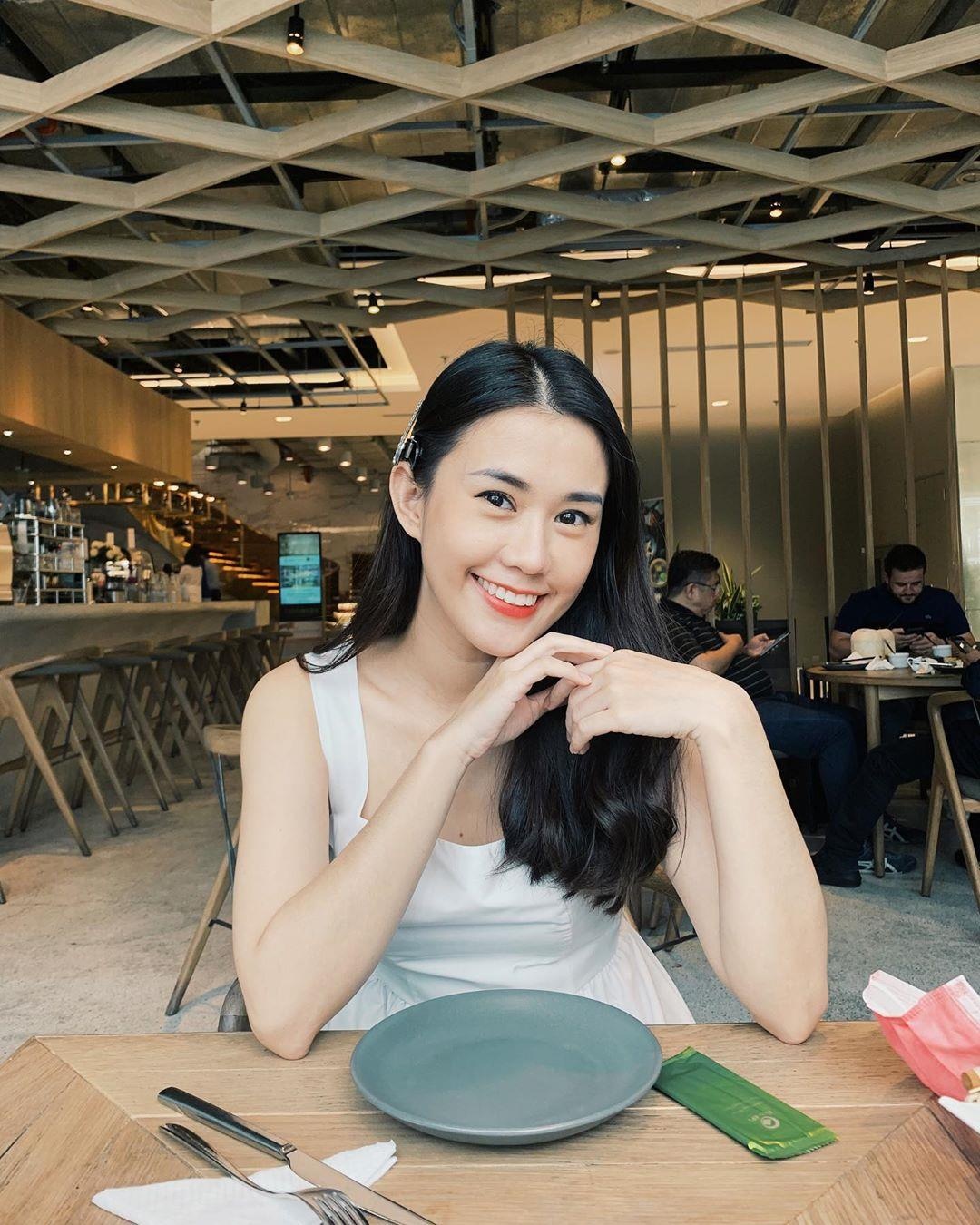 nhan sac hot boy hot girl ngay truoc anh 18